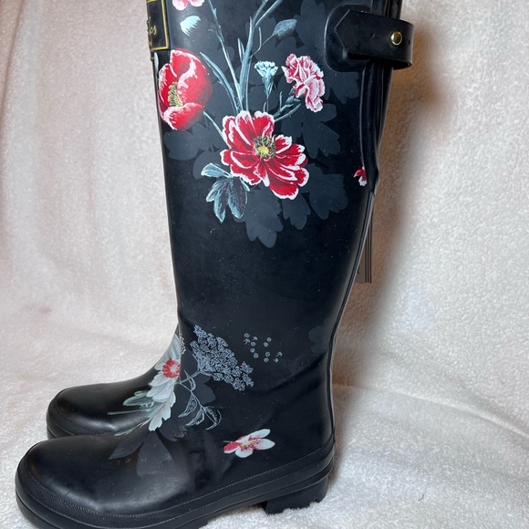 COPY - Joules Black Winter Rain Boots with Glossy Finish - Picture 9 of 11